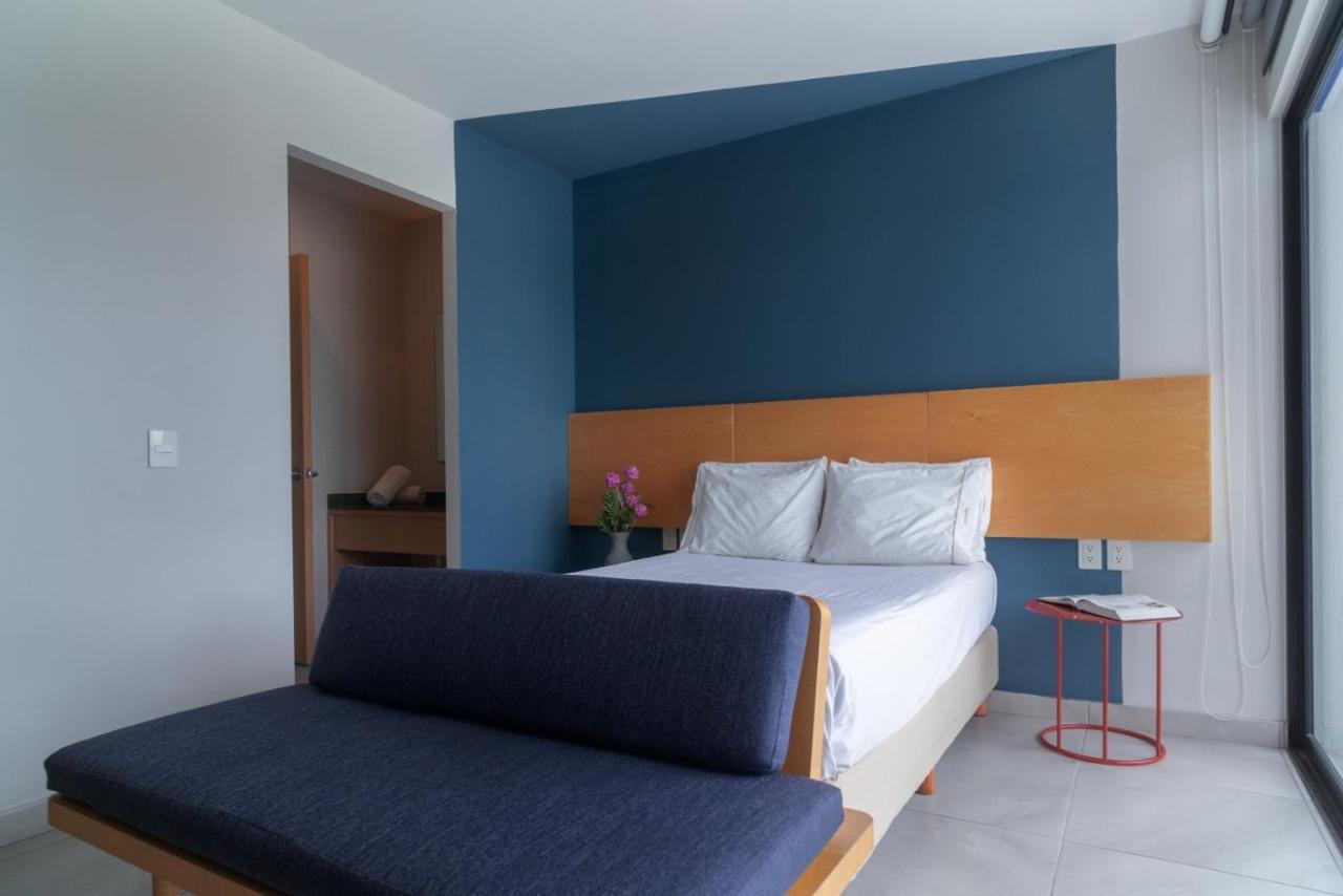 Livup Suites En Zona Iteso 萨波潘 外观 照片