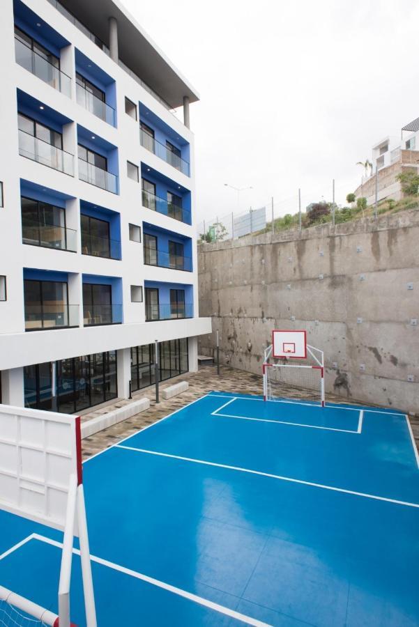 Livup Suites En Zona Iteso 萨波潘 外观 照片